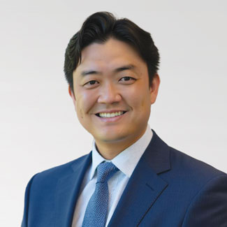 Headshot_Web-Mike-Sato_r2