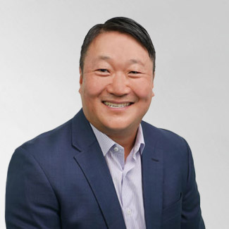 Headshot_Web-Rob-Lee